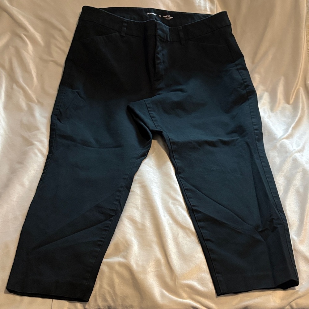 Old Navy High-Rise Pixie Skinny Ankle Black Pants